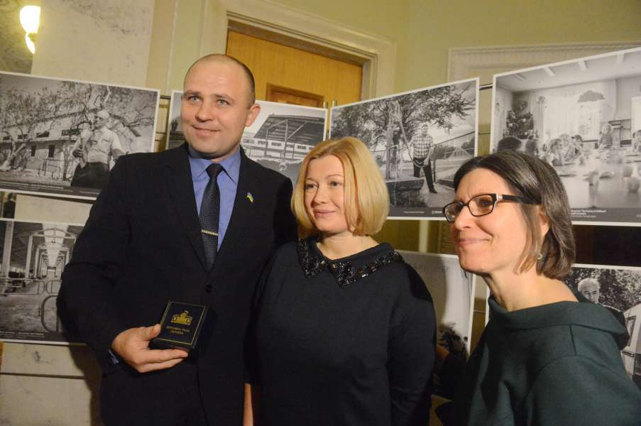Ірина Геращенко: «Сьогодні реформу децентралізації в Україні можна вважати найефективнішою та найуспішнішою» Ірина Геращенко: «Сьогодні реформу децентралізації в Україні можна вважати найефективнішою та найуспішнішою»