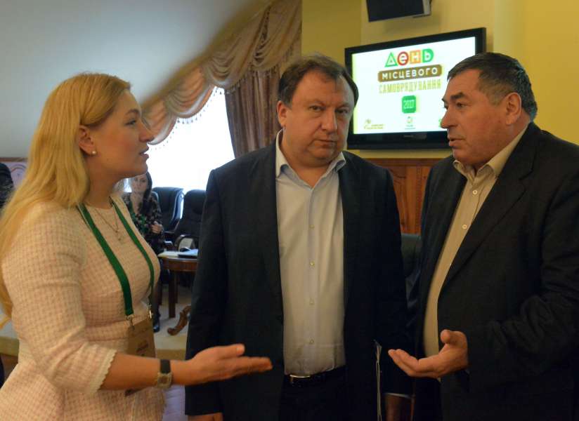«Прикордонне співробітництво і максимально відкритий кордон зможуть дати поштовх для інвестицій в регіон і підвищити потенціал для розвитку туризму в наших Карпатах», - Голова Верховної Ради України Андрій Парубій «Прикордонне співробітництво і максимально відкритий кордон зможуть дати поштовх для інвестицій в регіон і підвищити потенціал для розвитку туризму в наших Карпатах», - Голова Верховної Ради України Андрій Парубій